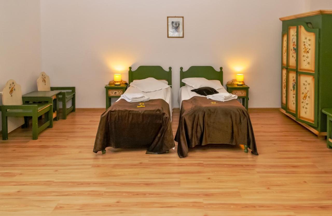 Prolex Turism Srl Hotel Bran  Bagian luar foto