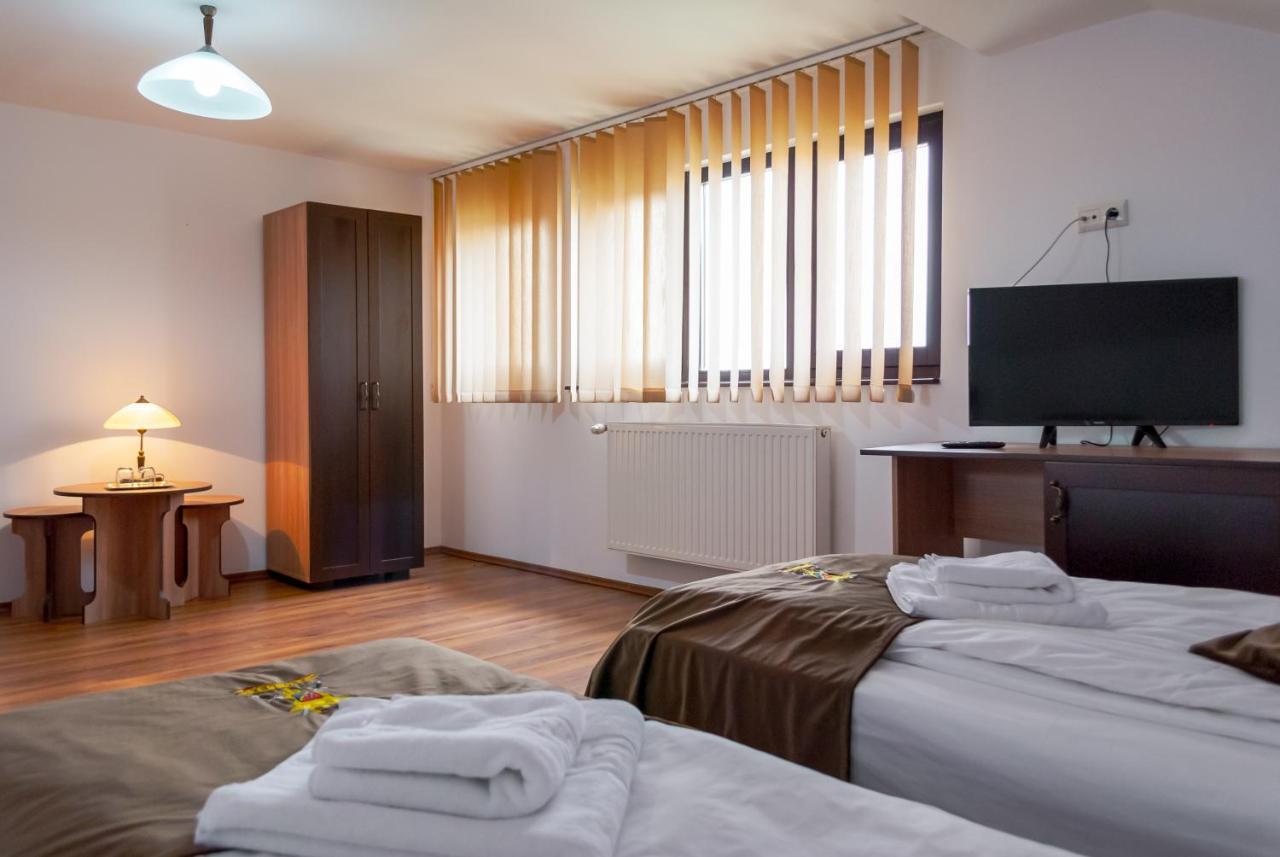 Prolex Turism Srl Hotel Bran  Bagian luar foto